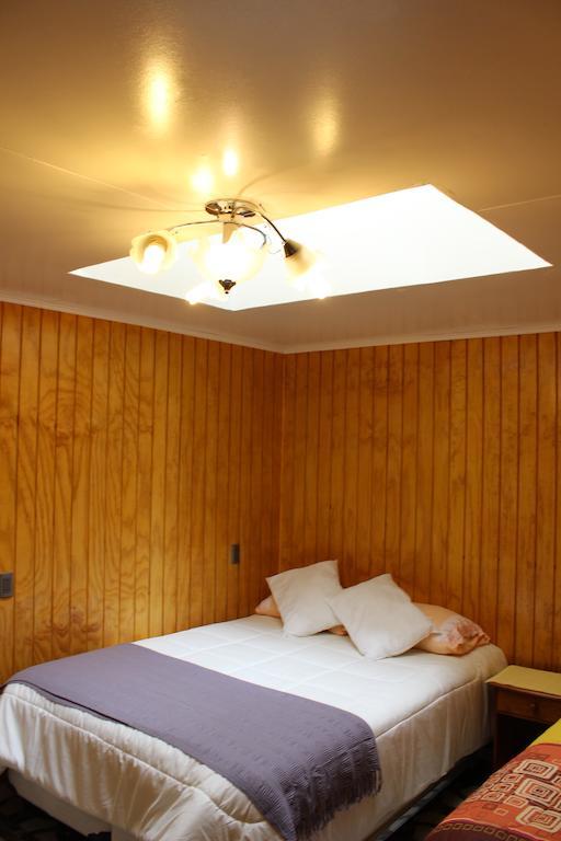 Hotel Yellow Submarine Punta Arenas Extérieur photo