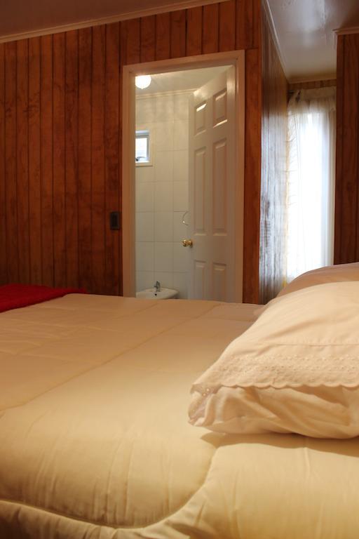 Hotel Yellow Submarine Punta Arenas Chambre photo